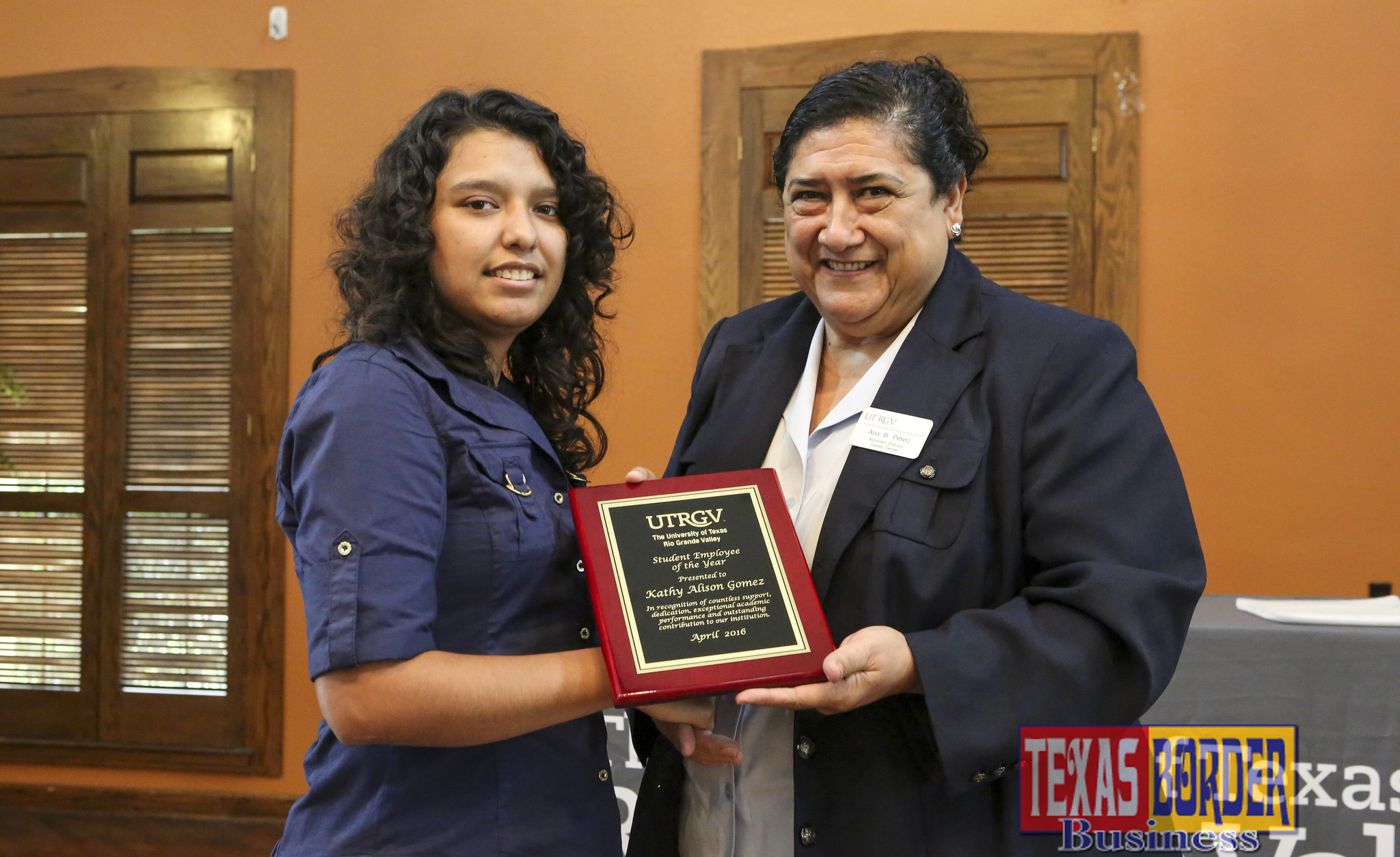 Andrea M. Benton, vice president of Marketing and Communications at the Brownsville Chamber of Commerce, was named the UTRGV 2016 Success Profile of the Year, an award that honors a former student employee who has excelled in their field since their time as a student employee. She is shown here during an appreciation luncheon on Friday, April 15, 2016, with Ana Perez, assistant director for Student Employment at UTRGV. (UTRGV Photo by Veronica Gaona)