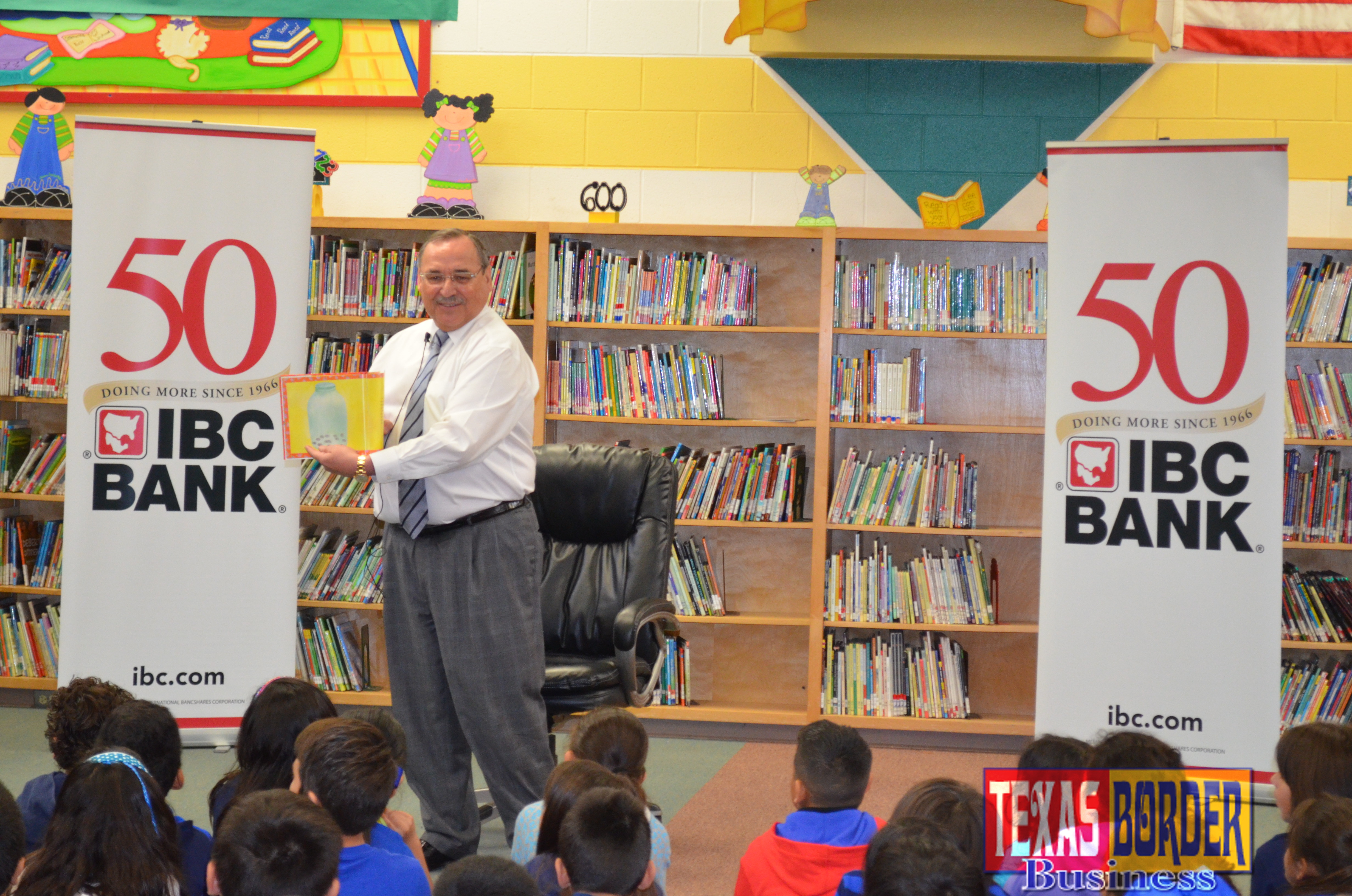 David Guerra, President and CEO for IBC Bank in Hidalgo county as he addresses 3rd grade students.