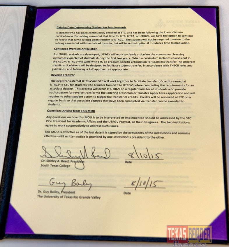 Presidential signatures on the Memorandum of Understanding between UTRGV and STC.