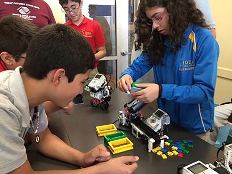 National Robotics Week 2016 at Boys and Girls Clubs of Edinburg RGV
