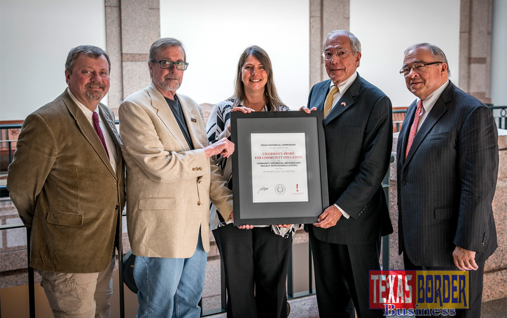 The Texas Historical Commission (THC) recently recognized the Rio Grande Valley Civil War Trail project of UTRGV’s  Community Historical Archaeology Project with Schools (CHAPS) Program at The University of Texas Rio Grande Valley with its “Chairman’s Award for Community Education.” Pictured from left at the award ceremony are Dr. Russell Skowronek and Dr. Christopher Miller, both UTRGV history professors and CHAPS Program faculty; Roseann Bacha-Garza, CHAPS program manager; THC Chairman John Nau III; and THC Commissioner John Crain.