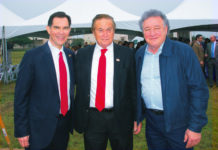 Pictured from L-R: David Deanda, Bank President; Salvador Vela, Alton's mayor and Alonzo Cantu Chairman of Board of Directors at Lone Star National Bank. Photos by Roberto Hugo Gonzalez