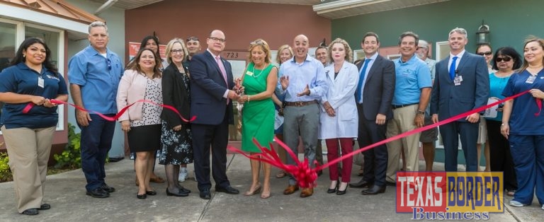 The University of Texas Rio Grande Valley School of Medicine, Valley dignitaries and the community on July 26, 2018, celebrated the grand opening of its UT Health RGV Primary Care clinical site in Laguna Vista, at 723 Santa Isabel Blvd, with a ribbon-cutting and tours of the facility. The site is one of the medical facilities the UTRGV School of Medicine has been opening throughout the Valley as part of its mission to expand access to healthcare. UTRGV and the School of Medicine worked closely with Laguna Vista city and community leaders to open the primary care practice, which will serve an area that had been without such services nearby for years. (UTRGV Photo by David Pike)