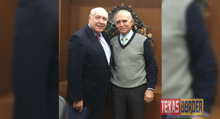 Pictured above left to right: IBC Bank Executive Vice President Gerry Schwebel and Chief of Staff designee and Liaison to the Mexican private sector Alfonso Romo
