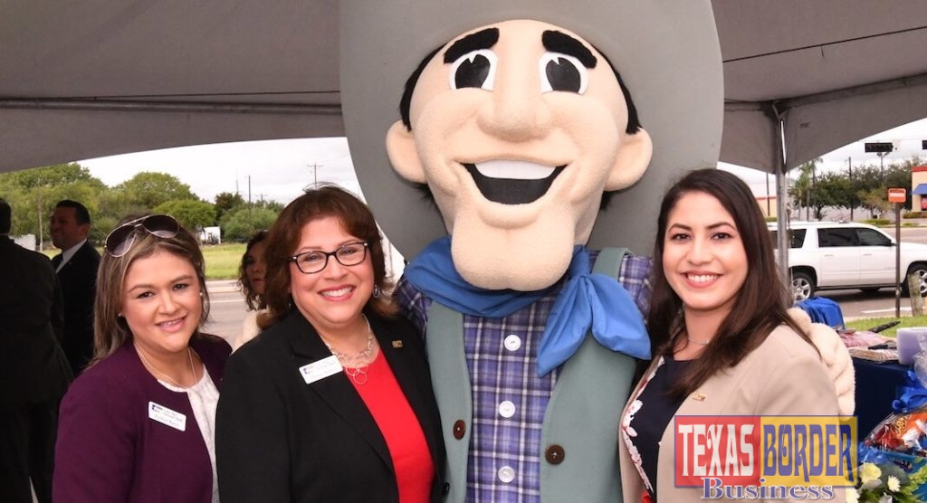 Lone Star National Bank Opens New Branch On Buddy Owens And Ware Rd 