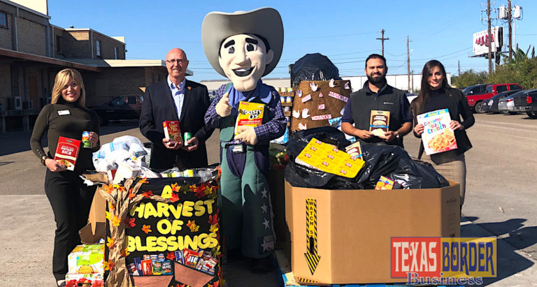 Thank you to Lone Star National Bank for collecting 1,820 meals for struggling families right here in the Valley via the 2018 Food Drive!  Jackie Flores, FBRGV Director of Development & Donor Services; Ron Meijerink, FBRGV CEO; Cowboy Cash, Philip Farias, FBRGV Manager of Corporate Engagement & Events; and Pamela Montemayor, Lone Star National Bank Community Relations Coordinator AO.