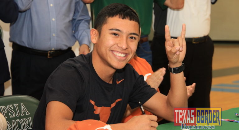 PSJA Memorial Cross-Country Athlete Cruz Gomez signs with UT-Austin
