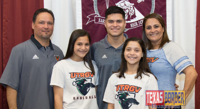 PSJA Bear Trey Guajardo signs with UTRGV Baseball