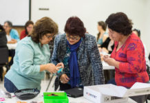 The LatinaHope program is designed to facilitate the learning, networking and acting of Spanish-speaking micro-entrepreneurs that want to learn new skills and bring extra income at their homes.