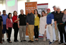 Commerce Bank and IBC Bank-Laredo Sponsor Communities in Schools of Laredo Golf Tournament in Honor of Yolanda U. Urrabazo Pictured L-R: Zaragoza Solis - Communities in Schools Director of Finance; Gil López- Communities in Schools Board Member; Gina Mejia- Communities in Schools Board Member; Rosaura Rodriguez- Communities in Schools Executive Director; Humberto Treviño - Communities in Schools Board President; Ignacio Urrabazo- Commerce Bank President & CEO; Alejandra Urrabazo; Elizabeth Urrabazo-Velasquez; Raul Velasquez; Tom Urrabazo Jaime Urrabazo; and Olivia Garcia.