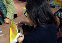 As part of FESTIBA 2019, a special book talk was held Friday, March 1, featuring the nationally acclaimed co-editoras of “Chicana Movidas: New Narratives of Activism in the Movement Era.” This is the first collection of scholarly essays and testimonies based on Chicana organizing, activism, and leadership in the movement years of the 1960s and 1970s. Pictured is one of the authors autographing a book for a fan on the UTRGV Brownsville Campus. The book talk was also held in Edinburg on Thursday, February 28.