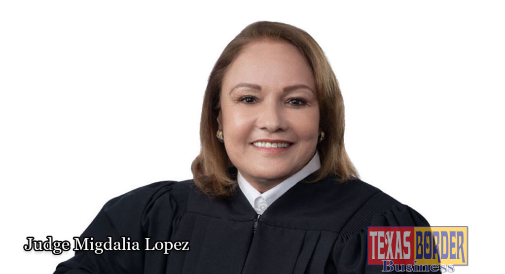 Accompanied by her husband, children and grandchildren, Judge Migdalia Lopez announced her candidacy for the 13th Court of Appeals. Judge Migdalia Lopez is currently a Juvenile Judge and has 39 years of legal experience, 27 of those years presiding over a number of courts: municipal, county court at law, district court, and juvenile court.  