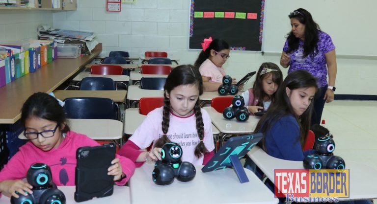 PSJA ISD Hosts First All-Girls STEM Camps for Gifted & Talented Students