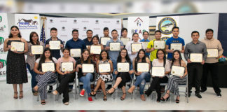 PSJA ISD graduates and Pharr Housing residents pictured after receiving a scholarship from Project READ.