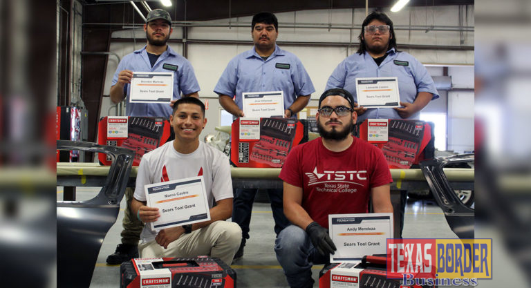 TSTC Auto Collision Students Receive Tool Kits