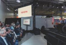 Gov. Abbot Thanks Toyota Investment for the 800 Million Economic Package in San Antonio