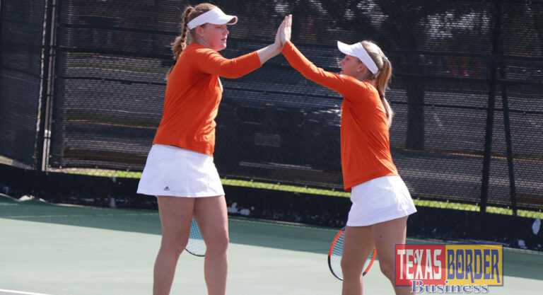Sasaroga and Putz Named WAC Doubles Team of the Month