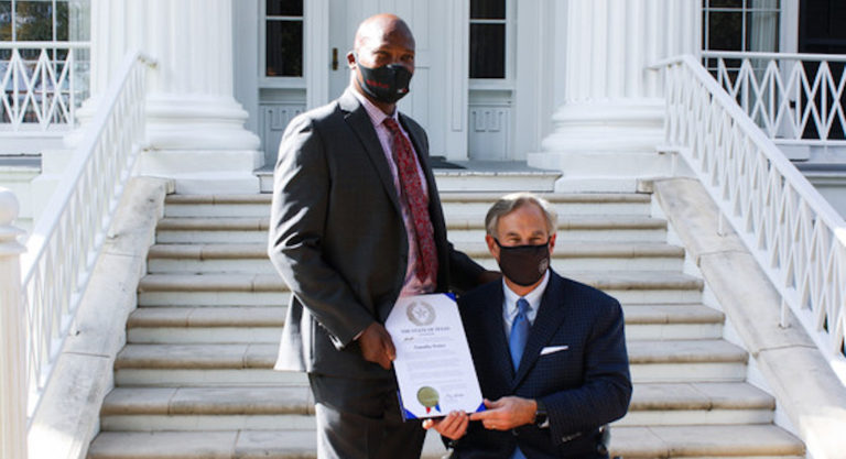 Governor Abbott Presents National Small Business Person Of The Year Award To Timothy Porter