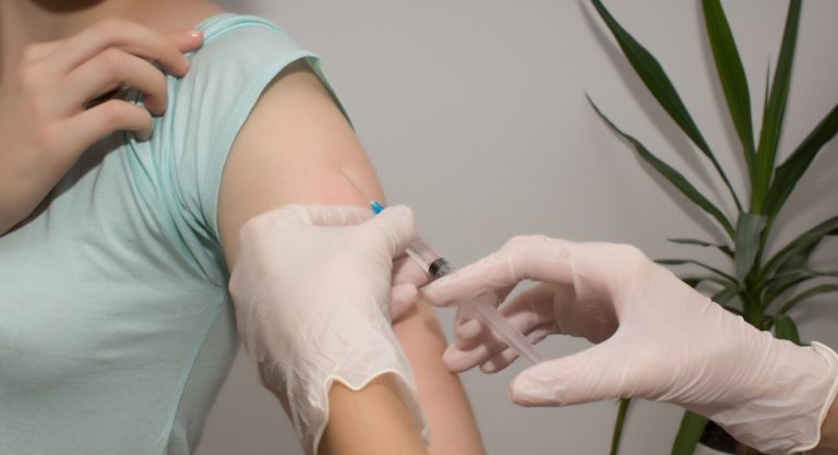 Health Care Providers are Encouraged To Enroll In DSHS Immunization Program In Preparation For COVID-19 Vaccine
