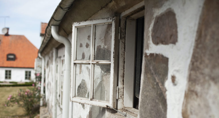 Joint Collaboration Leads to the Discovery of Stash House