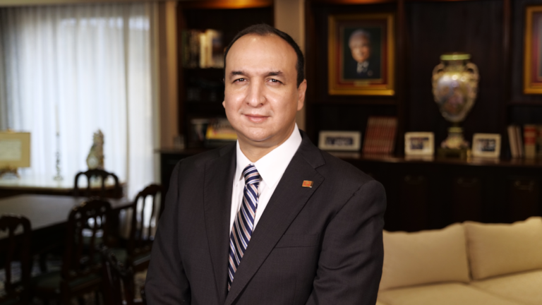 IBC Bank Promotes Commercial Portfolio Manager Ernesto Valdez To Bank Officer