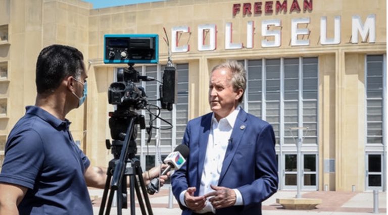 Texas Attorney General Visits San Antonio Migrant Center Amid Border Crisis