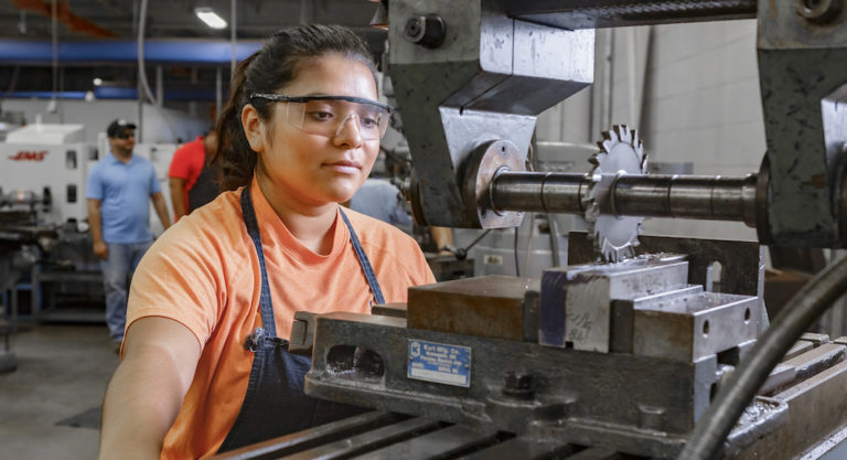 TSTC Precision Machining Technology program ready to meet area job needs