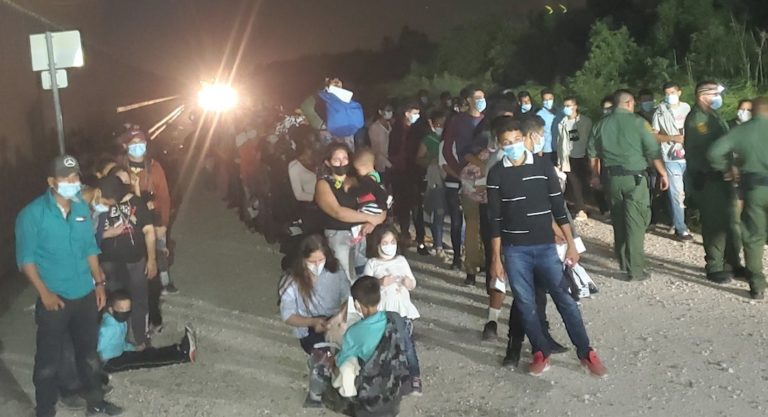 Two Large Groups of Migrants Apprehended Near Hidalgo, Texas