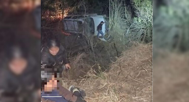 Vehicle Rollover with Injured Migrants