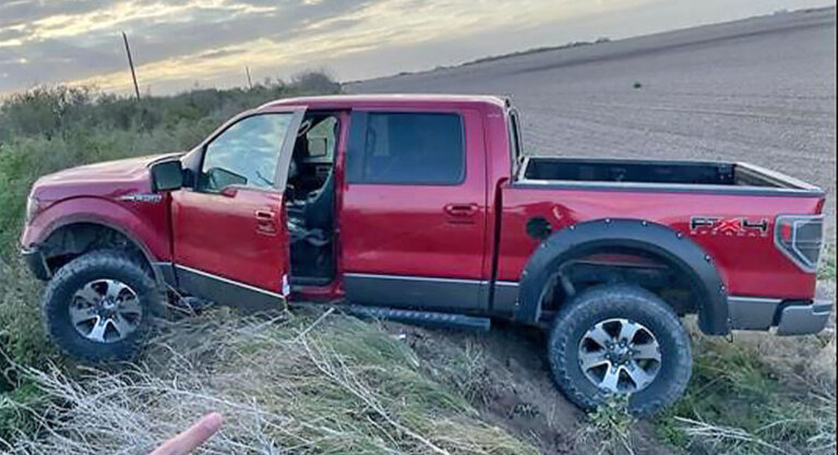 Vehicle Pursuits and a Vehicle Stop leads to 17 Migrants Arrested