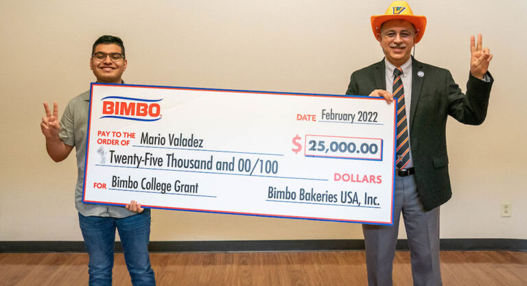 ￼Student wins $25,000 college grant from Bimbo USA