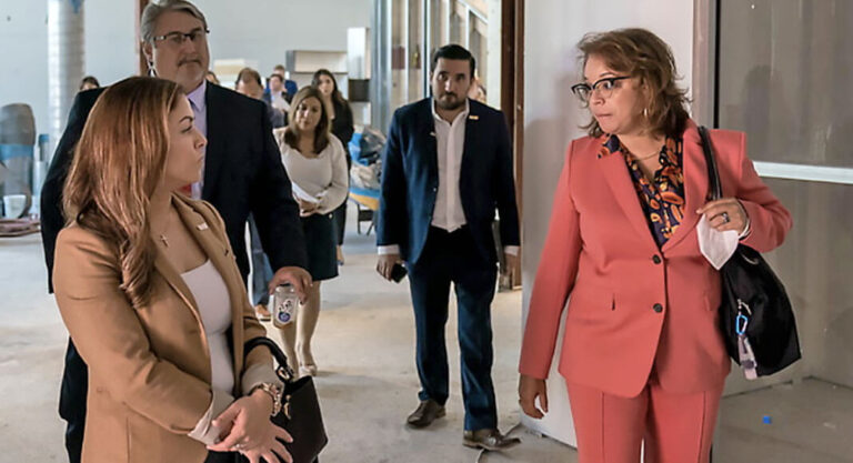 Federal EDA official visits eBridge Center and Brownsville Campus
