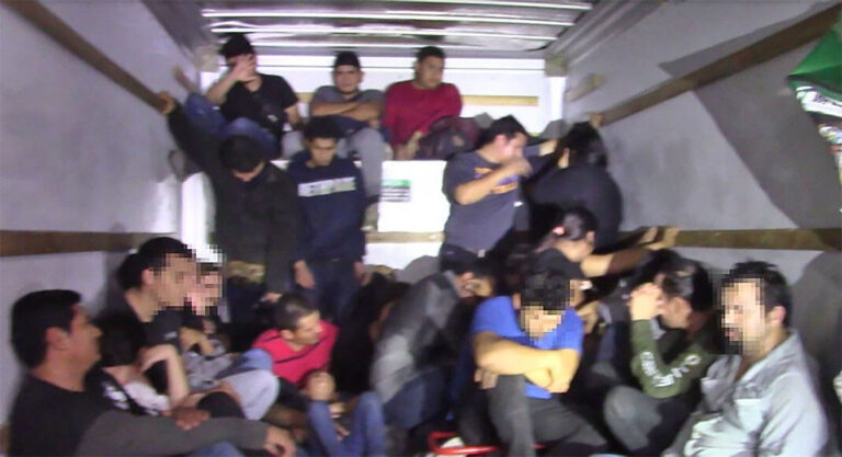 39 Arrests from Two U-Hauls at RGV Checkpoints 