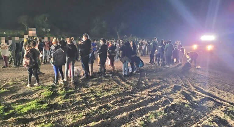 RGV Agents Encounter Several Large Groups 