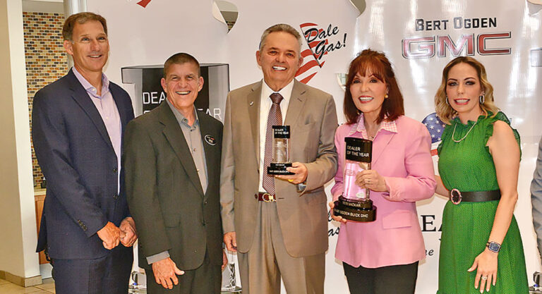 Robert C. Vackar Awarded the 2021 GMC Dealer of The Year!