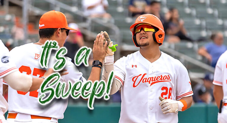 Baseball Completes Sweep of Houston Christian
