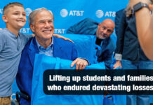 Governor Abbott, First Lady Abbott Distribute Laptops to Center Point ISD Students