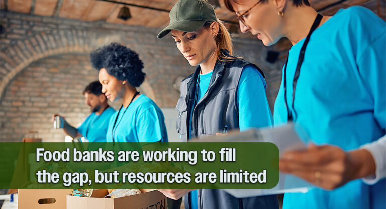 Texas Food Banks Mobilize as Government Shutdown Threatens SNAP Benefits and Federal Paychecks