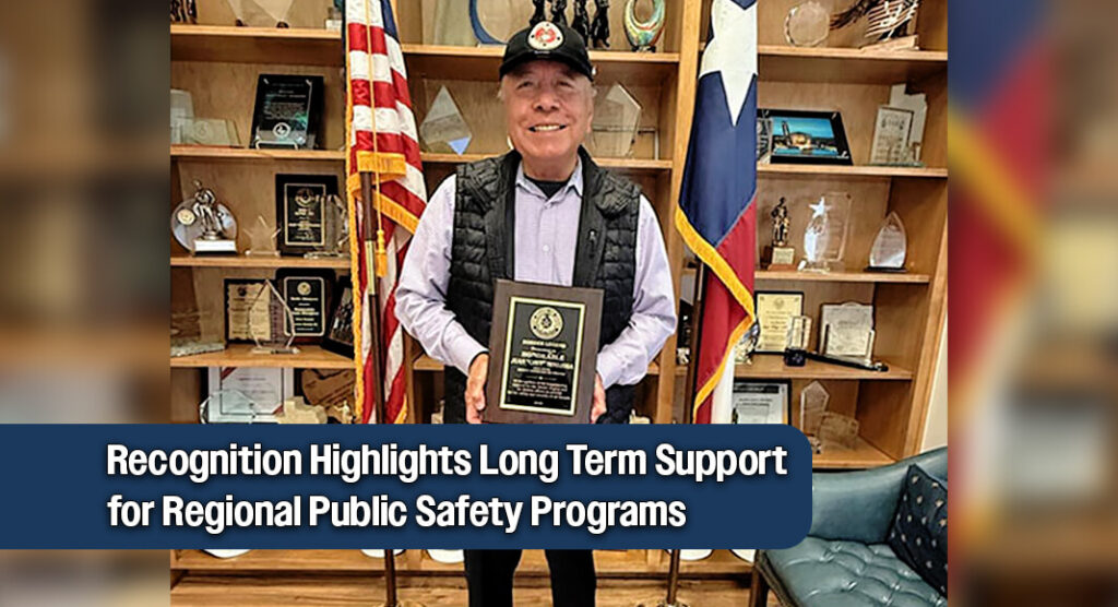 Senator Chuy Hinojosa Receives the “Border Legend Award” from the Border Prosecution Unit