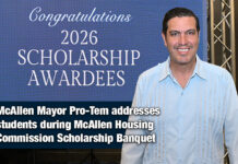 Pepe Cabeza de Vaca Congratulates Scholarship Recipients and Emphasizes the Value of Education